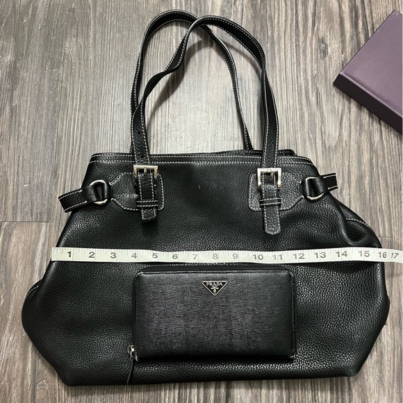 Black leather Prada Purse & Wallet set EUC!!!! - Picture 7 of 16
